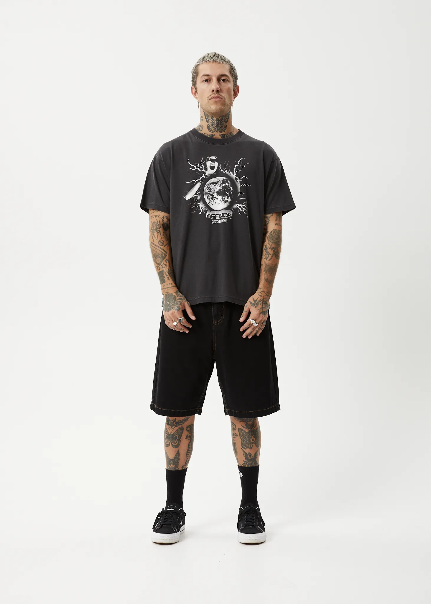 AFENDS Mens Doom Gen - Boxy Fit Tee - Stone Black