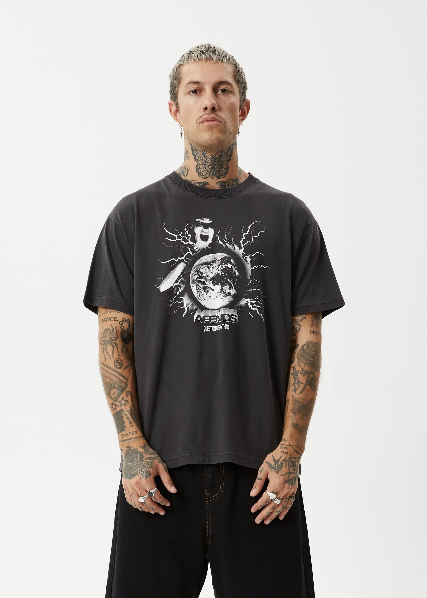 AFENDS Mens Doom Gen - Boxy Fit Tee - Stone Black