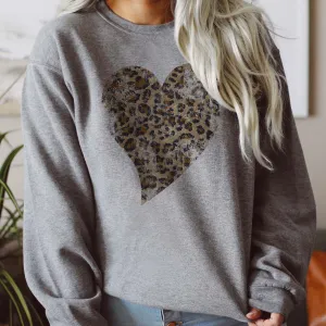 Online Exclusive | Leopard Print Lover Long Sleeve Graphic Sweatshirt in Grey