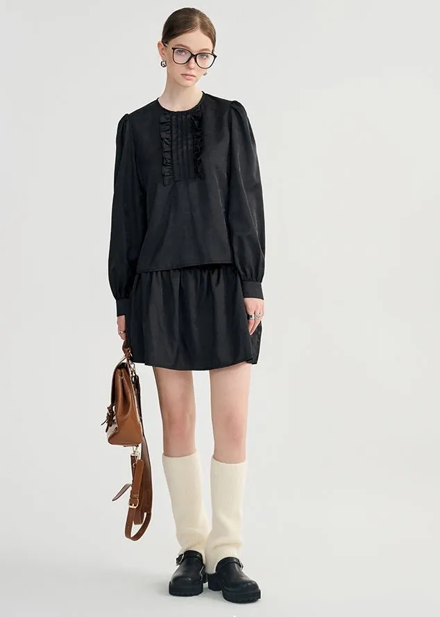 RUFFLED TOPS AND PLEATED SKIRTS