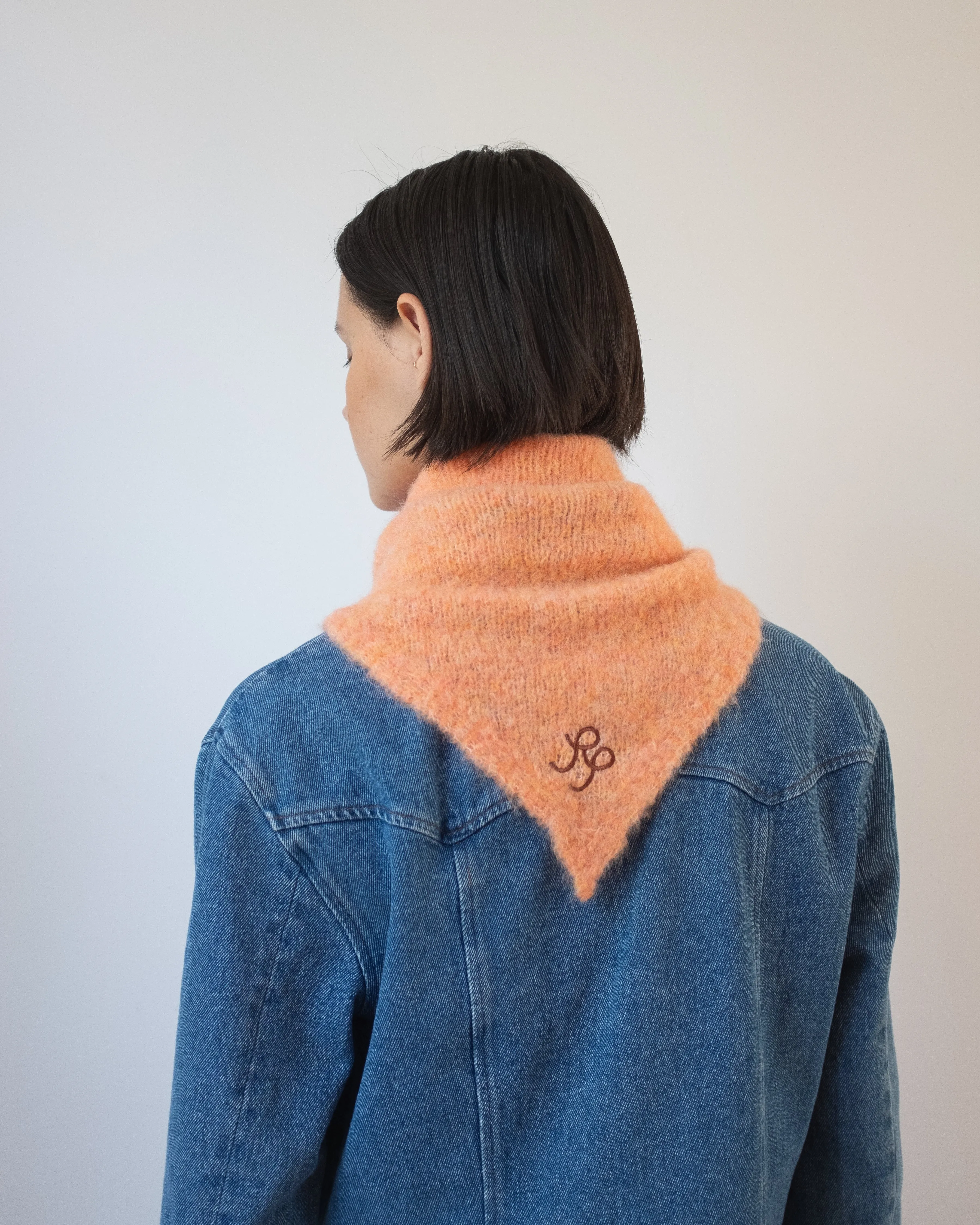 Triangle Scarf Alpaca Peach